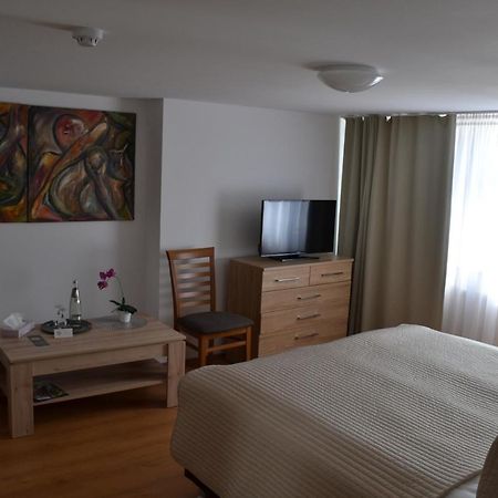 Pension Klitzeklein Zentrum Вертгейм Экстерьер фото